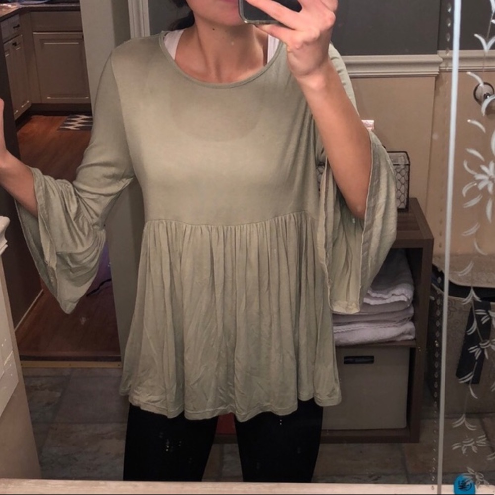Ginger G Flowy Green Top